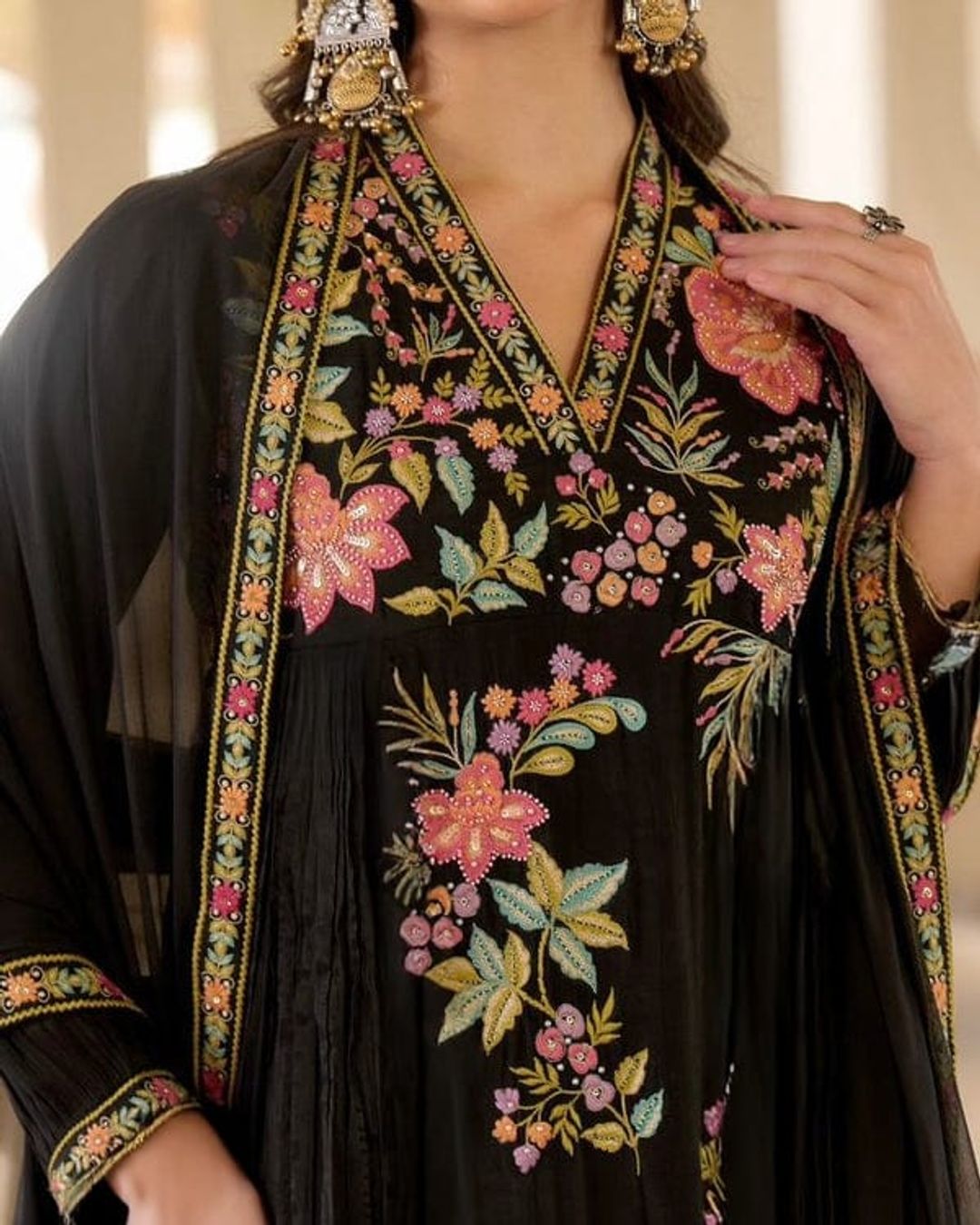 Black Floral Embroidered Georgette Kurta Set