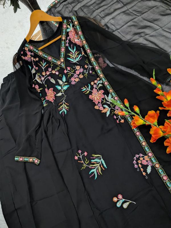 Black Floral Embroidered Georgette Kurta Set