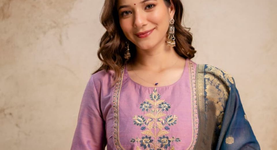 How to Choose a Dupatta for a Muslim Nikkah Guest Outfit Without Overdressing