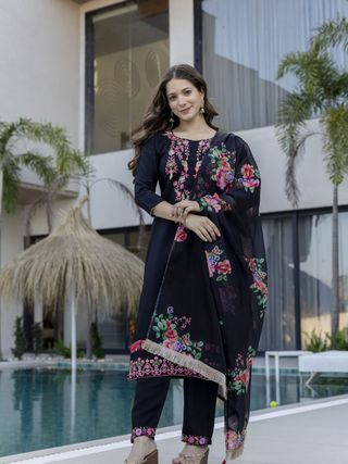 Black Chinon Embroidered Kurta Set with Floral Dupatta
