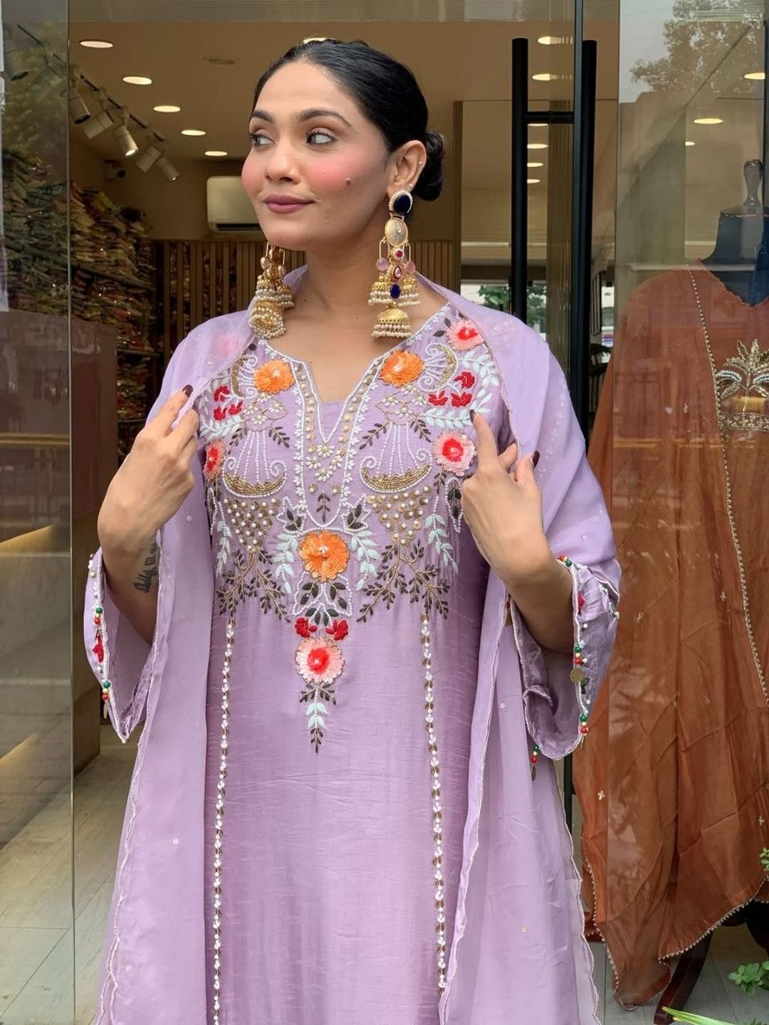 Lavender Chanderi Silk Embroidered Kurta Set for Women