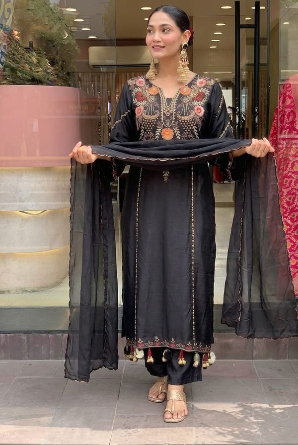 Madhuri 2 Black Chanderi Silk Embroidered Kurta Set