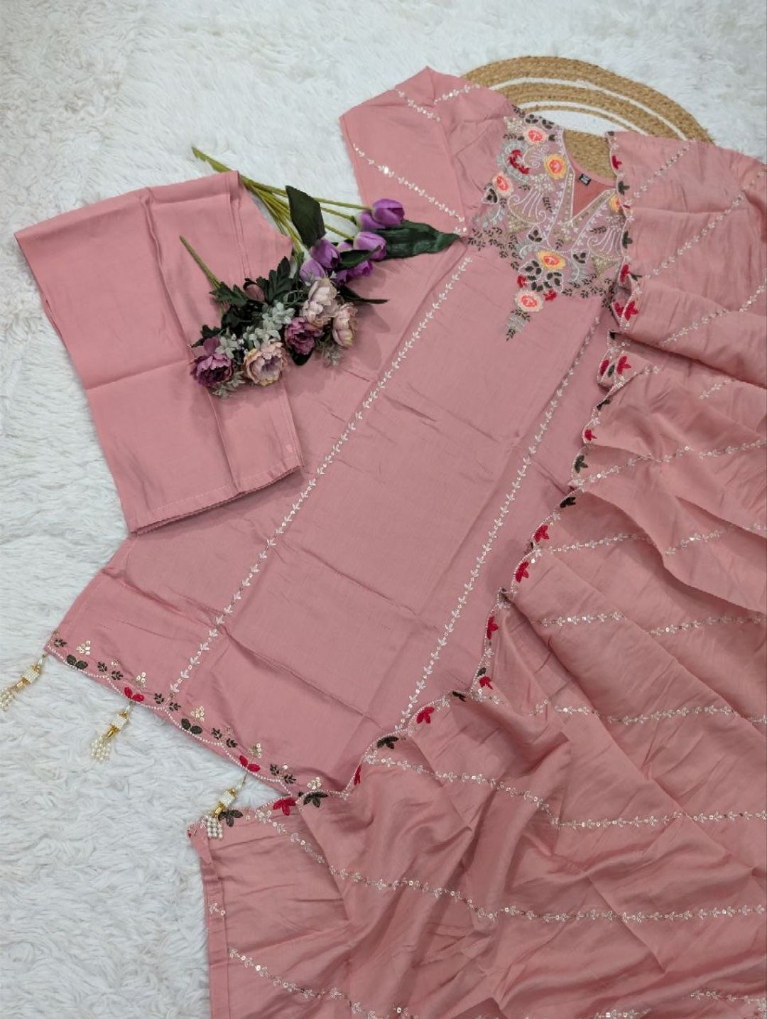 Dusty Rose Pink Chanderi Silk Embroidered Kurta Set