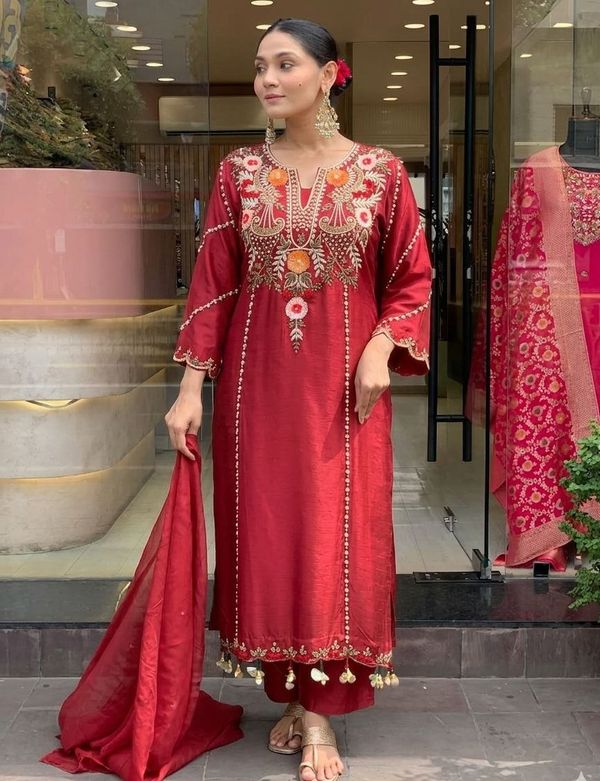 Deep Red Chanderi Silk Embroidered Kurta Set for Women