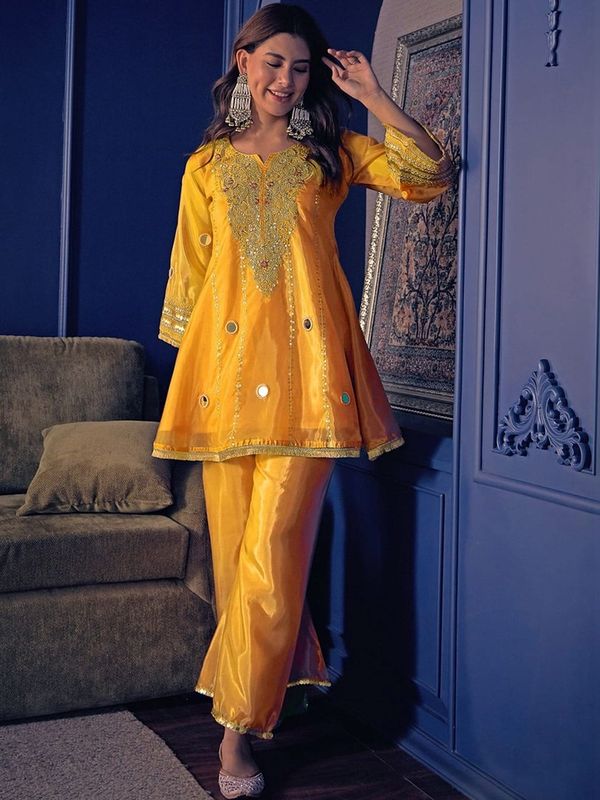Jelina Mustard Yellow Silk Crepe Kurti Set Online