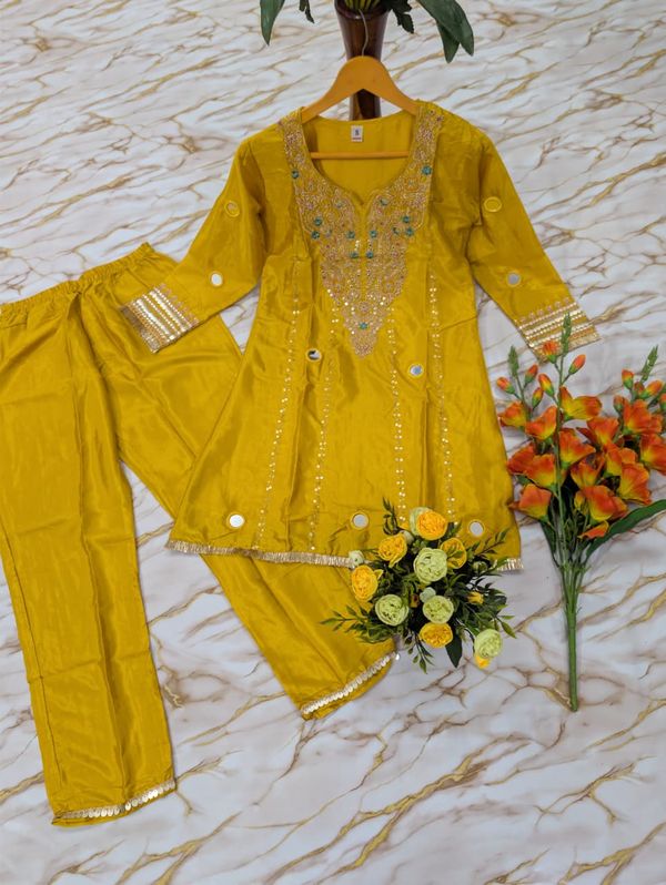 Jelina Mustard Yellow Silk Crepe Kurti Set Online
