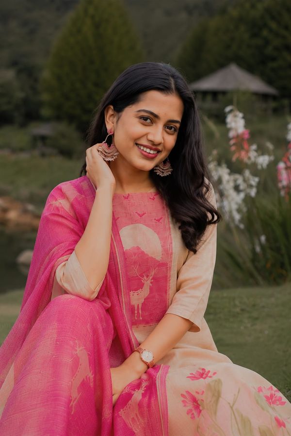 Buy Beige Pink Printed Zarna Silk Kurti Set Online
