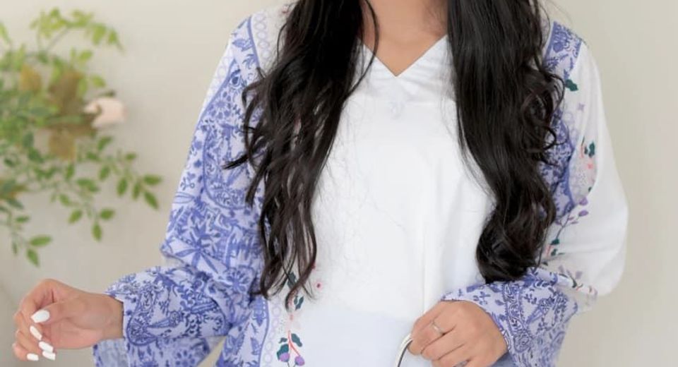 An Ethnic Dress for a Summer Trip With No Iron Available