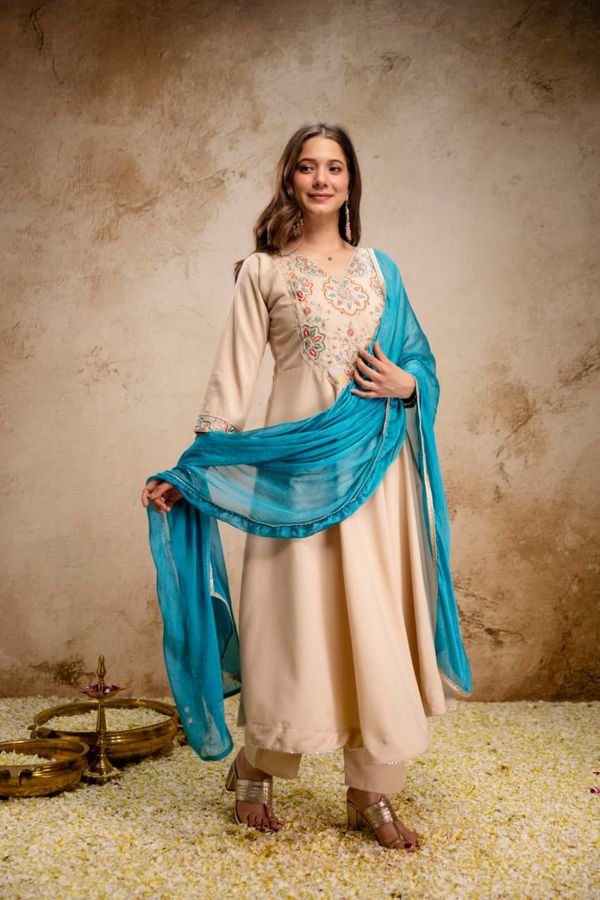 Beige Embroidered Chanderi Kurta Set with Blue Dupatta