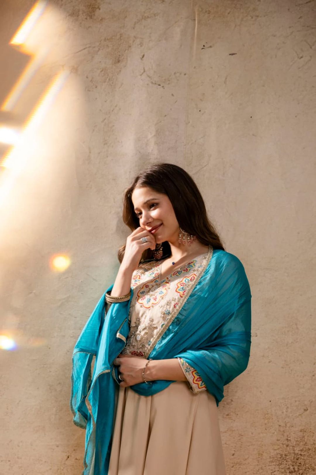 Beige Embroidered Chanderi Kurta Set with Blue Dupatta