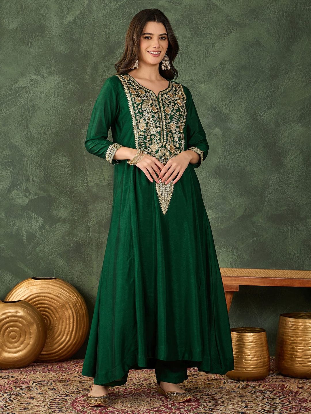 Emerald Green Vichitra Silk Embroidered Kurta Set with Dupatta