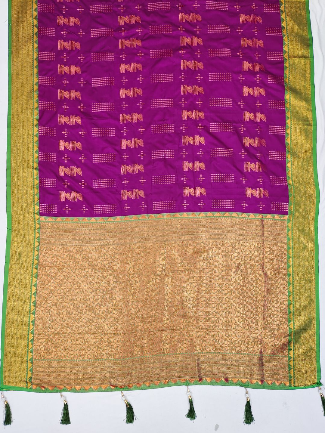 Magenta Banarasi Silk Saree with Green Gold Jacquard Border | Varnavi