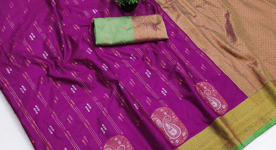What to Wear to a Varanasi Dev Deepawali Boat Gathering Without Overdressing