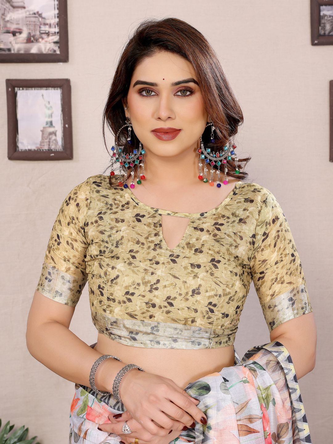 Buy Cream Floral Cotton Linen Saree with Printed Border | Varnavi