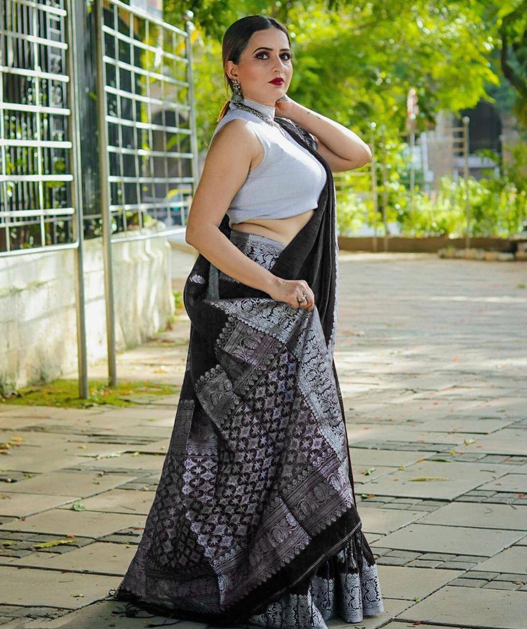 Varnavi Black Banarasi Soft Silk Saree with Silver Brocade Border