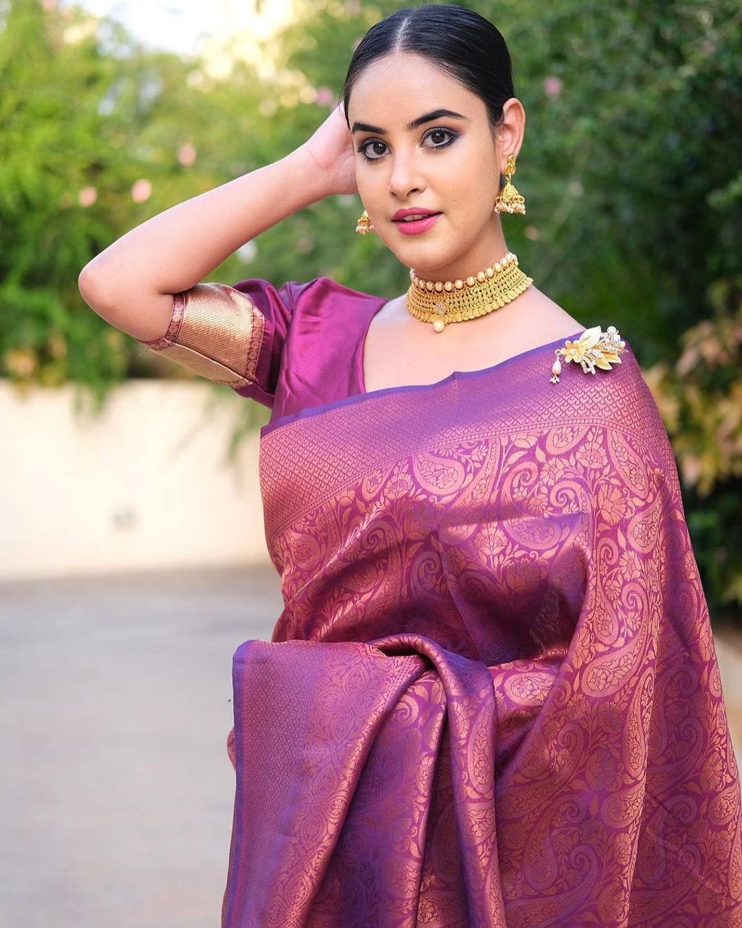 Rani Pink Banarasi Soft Silk Saree with Paisley Motifs