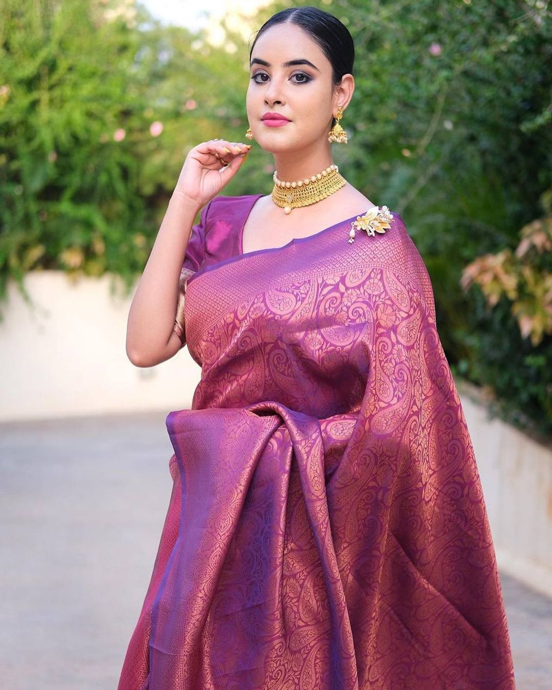 Rani Pink Banarasi Soft Silk Saree with Paisley Motifs
