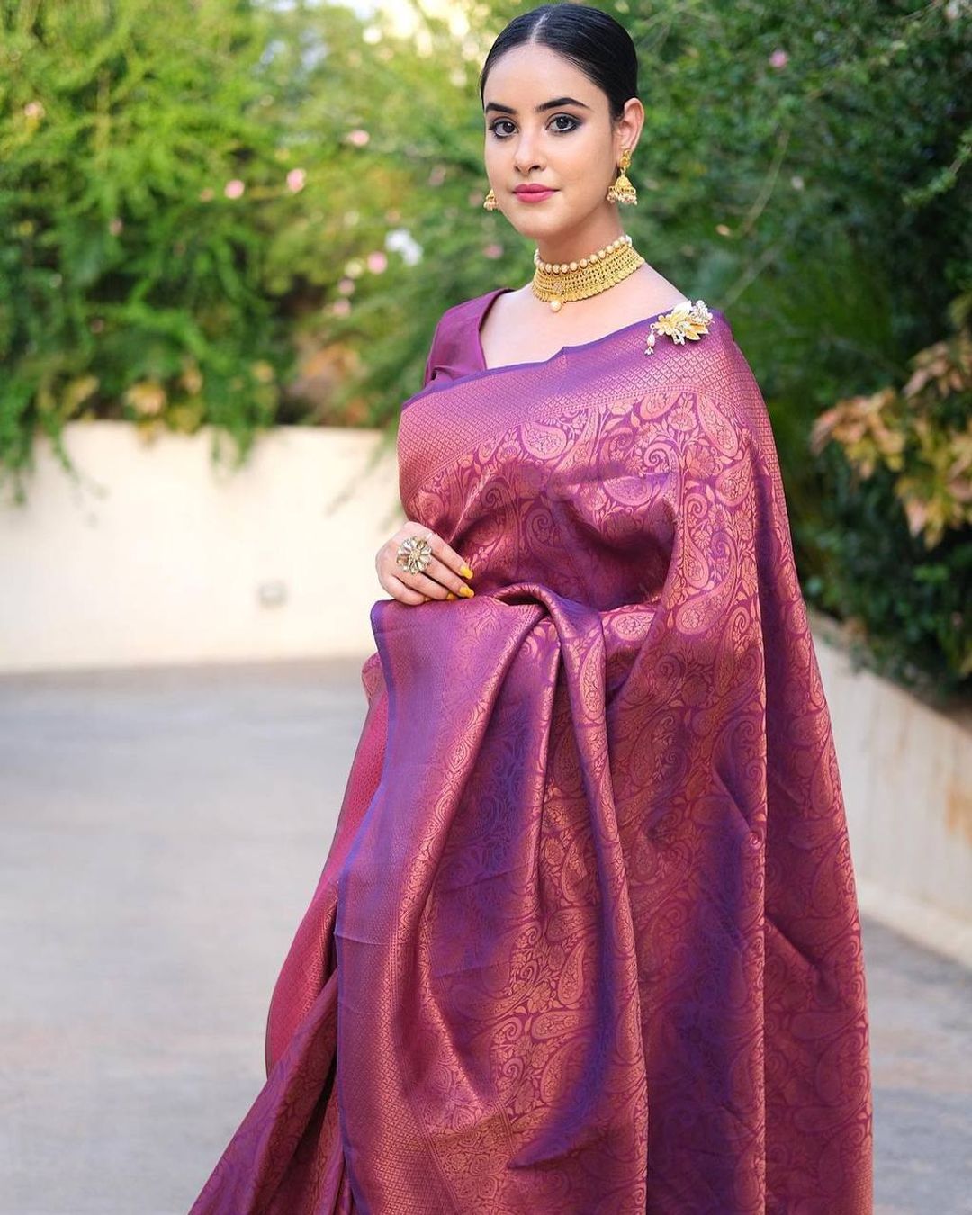 Rani Pink Banarasi Soft Silk Saree with Paisley Motifs