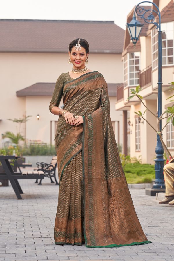 Varnavi Green Antique Gold Banarasi Soft Silk Saree with Jacquard Weaving