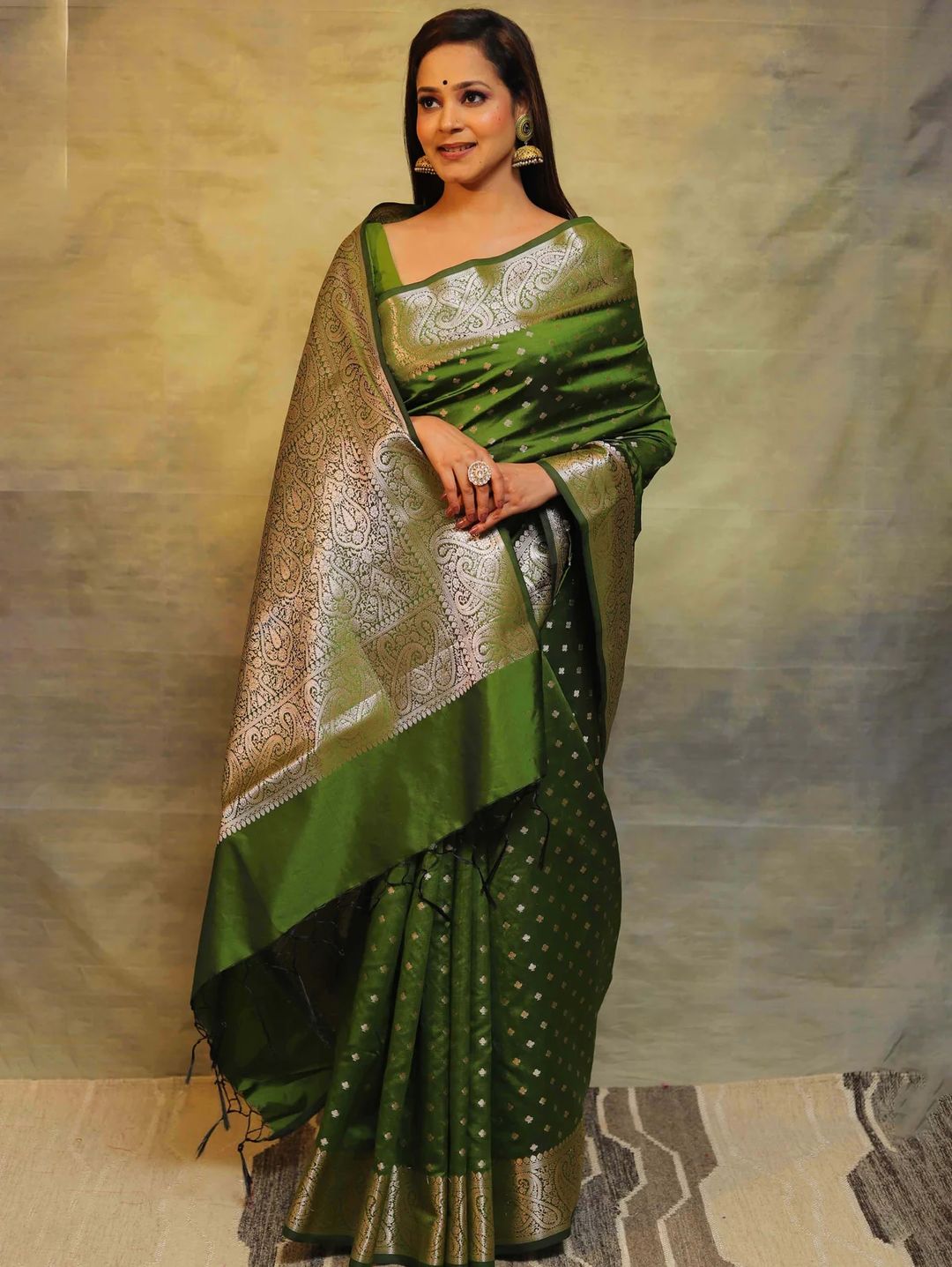 Emerald Green Banarasi Soft Silk Saree with Paisley Border