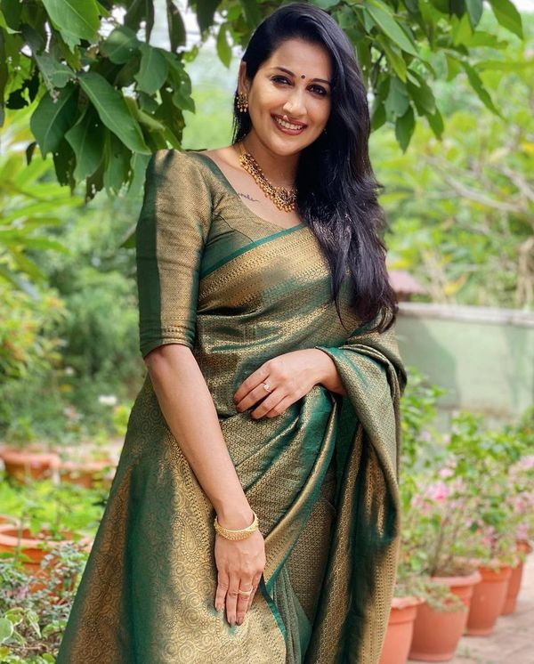 Dark Bottle Green Banarasi Soft Silk Saree with Gold Zari
