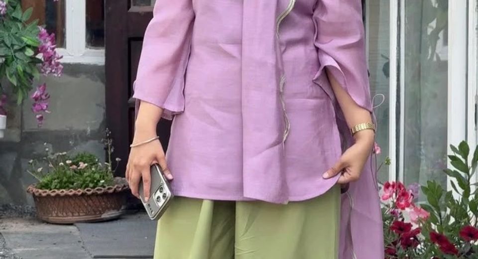Stylish Salwar Suits for Engagements That Look Elegant in Photos and Person
