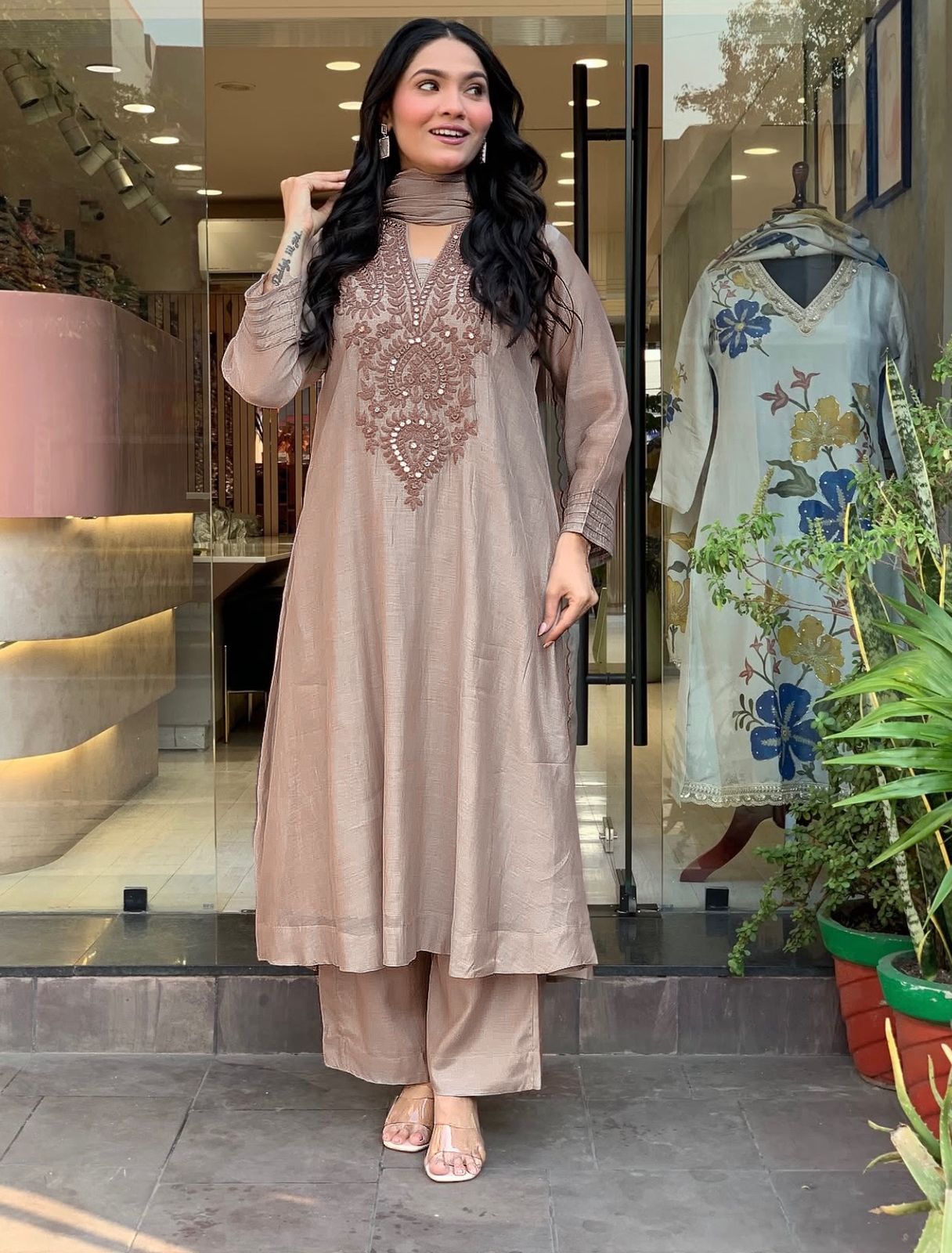 Customer photo 3